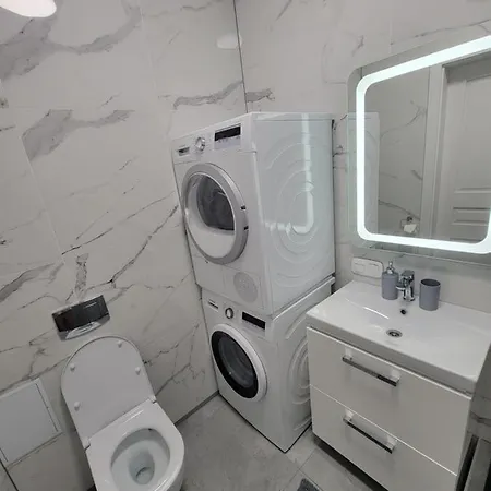 Warm & Cozy In The Heart Of Historical Leópolis