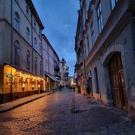 Warm & Cozy In The Heart Of Historical *