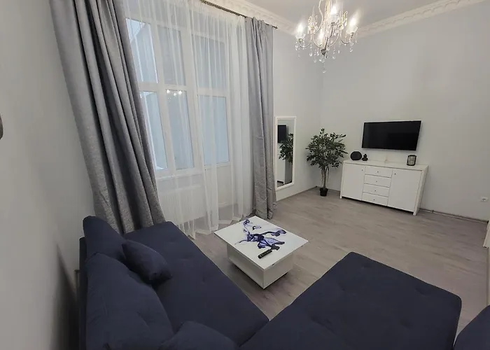 Warm & Cozy In The Heart Of Historical