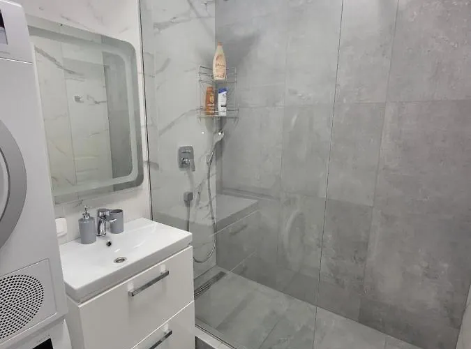 Warm & Cozy In The Heart Of Historical