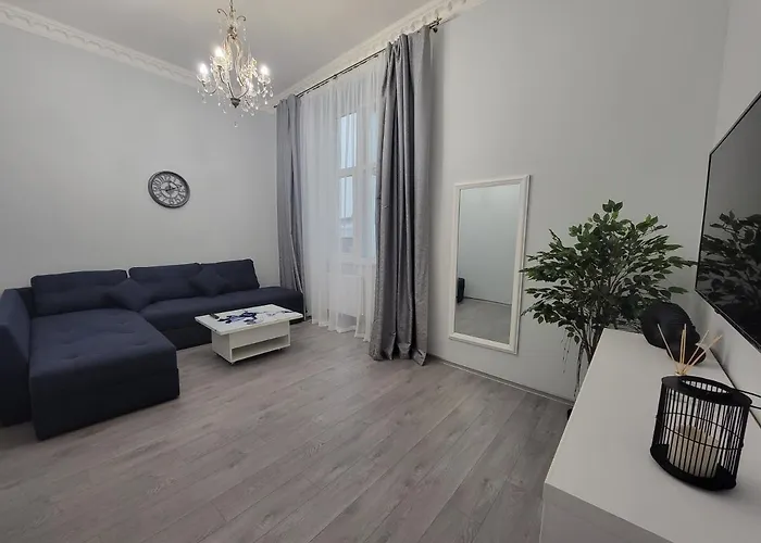 شقة Warm & Cozy In The Heart Of Historical *