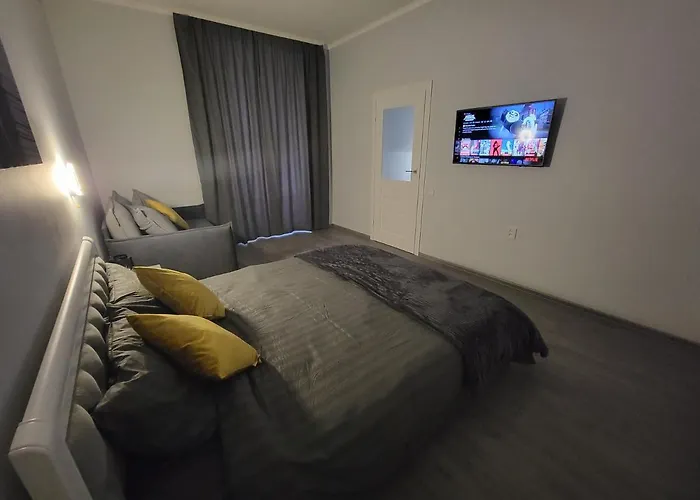 Warm & Cozy In The Heart Of Historical